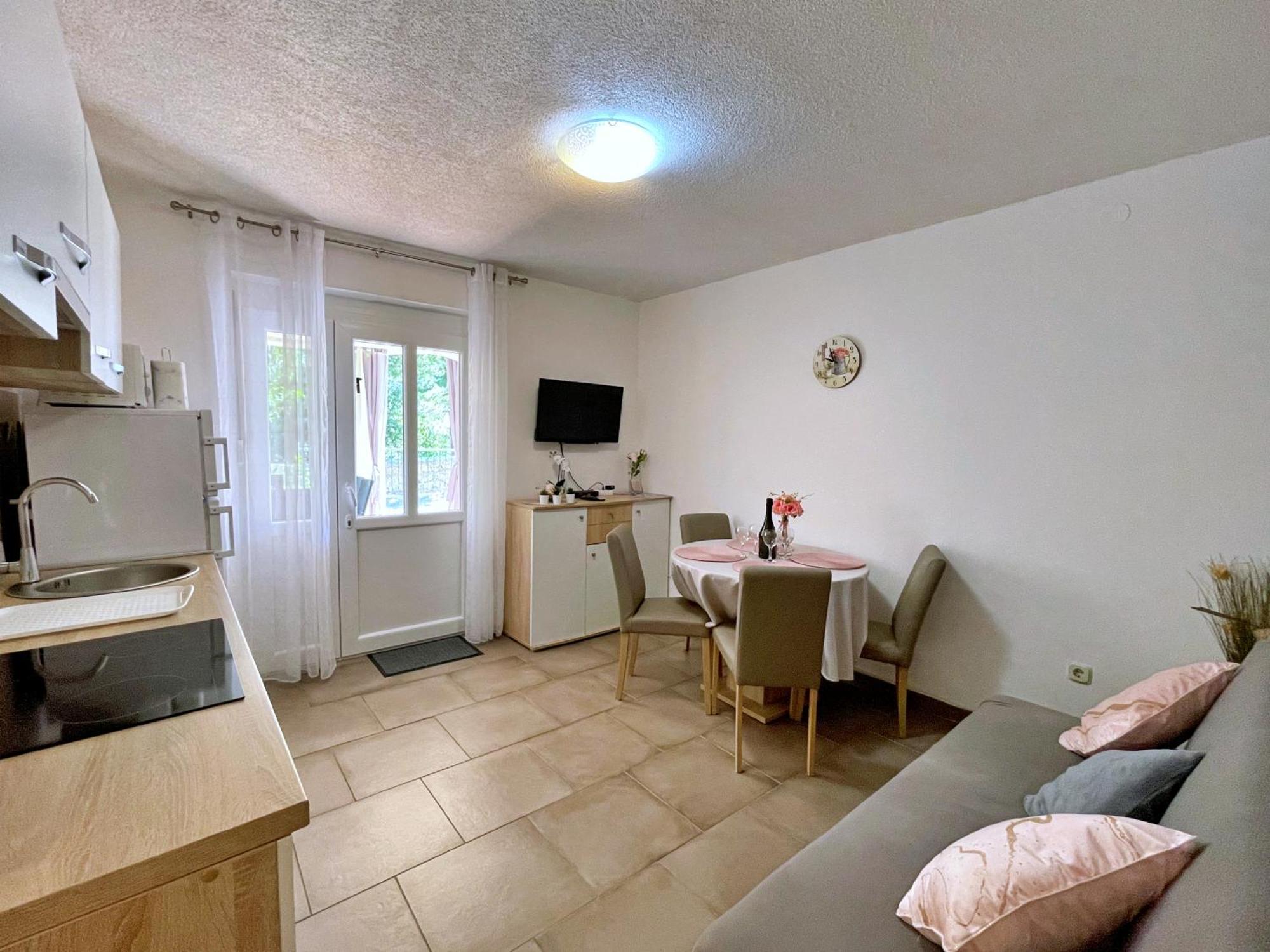 Apartment Butkovic ชิโล ภายนอก รูปภาพ